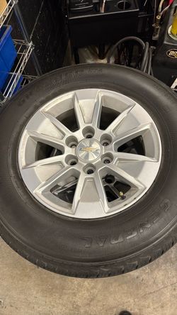 2020 Silverado 1500 17” OE wheels and tires 255/70R17