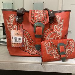 NEW American Bling Buckle Purse/Bag And Wallet