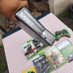Xbox 360 Xbox360 500GB Limited edition Call Of Duty MW2 With Their Game, 1 Controller & extra Call of duty Games. Nooo cables all for $250!