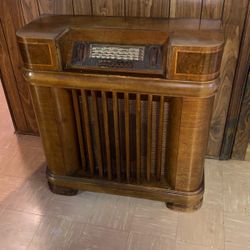 Philco Antique Radio