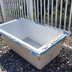 Drop In 60 x 30 x 23 Kohler Mirabelle Deep Soaking Tub Only $100