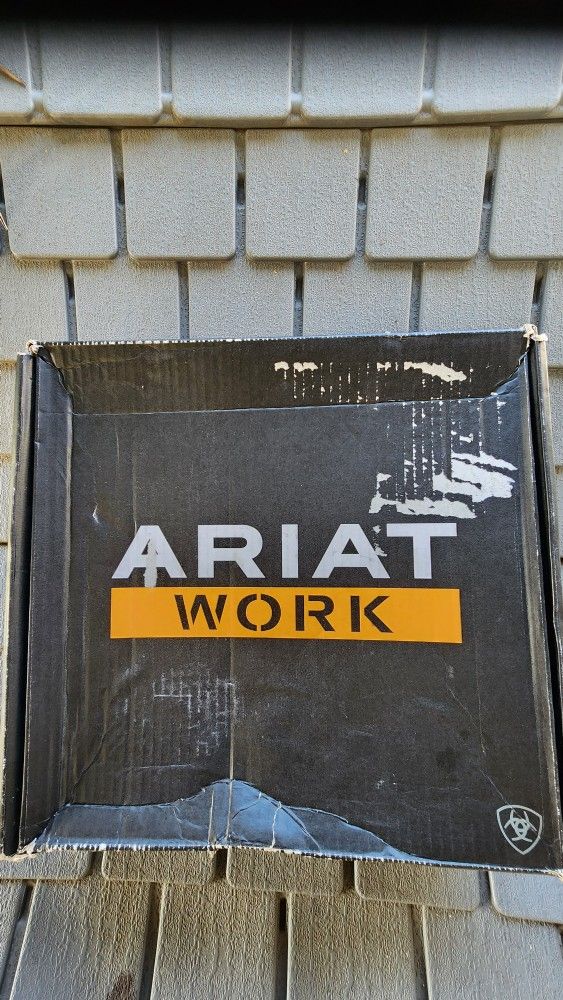 ARIAT WORK BOOTS- STEEL TOE..