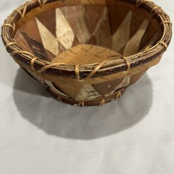 This Handmade Collectible is an Alaska Native Inupiaq birch bark basket 7”x3”