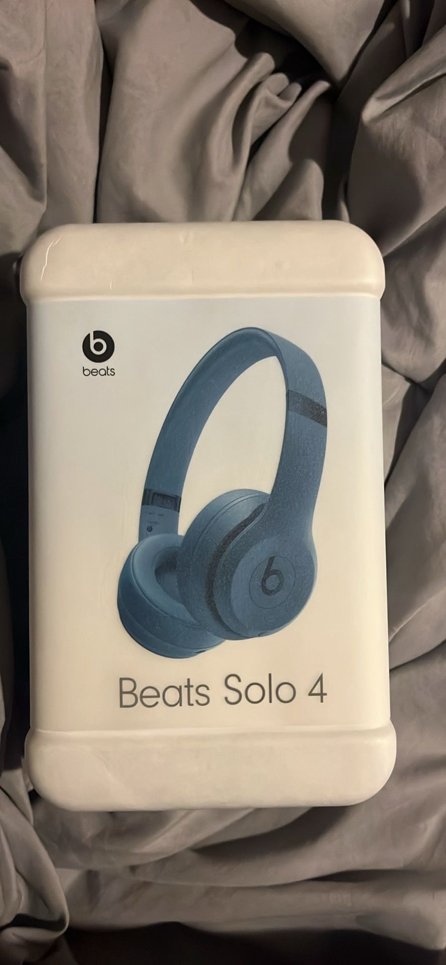 Beats Solo 4