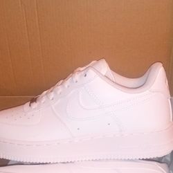 Nike Air Force 1 Size 7,7.5,8, 8.5, 10,12, 13
