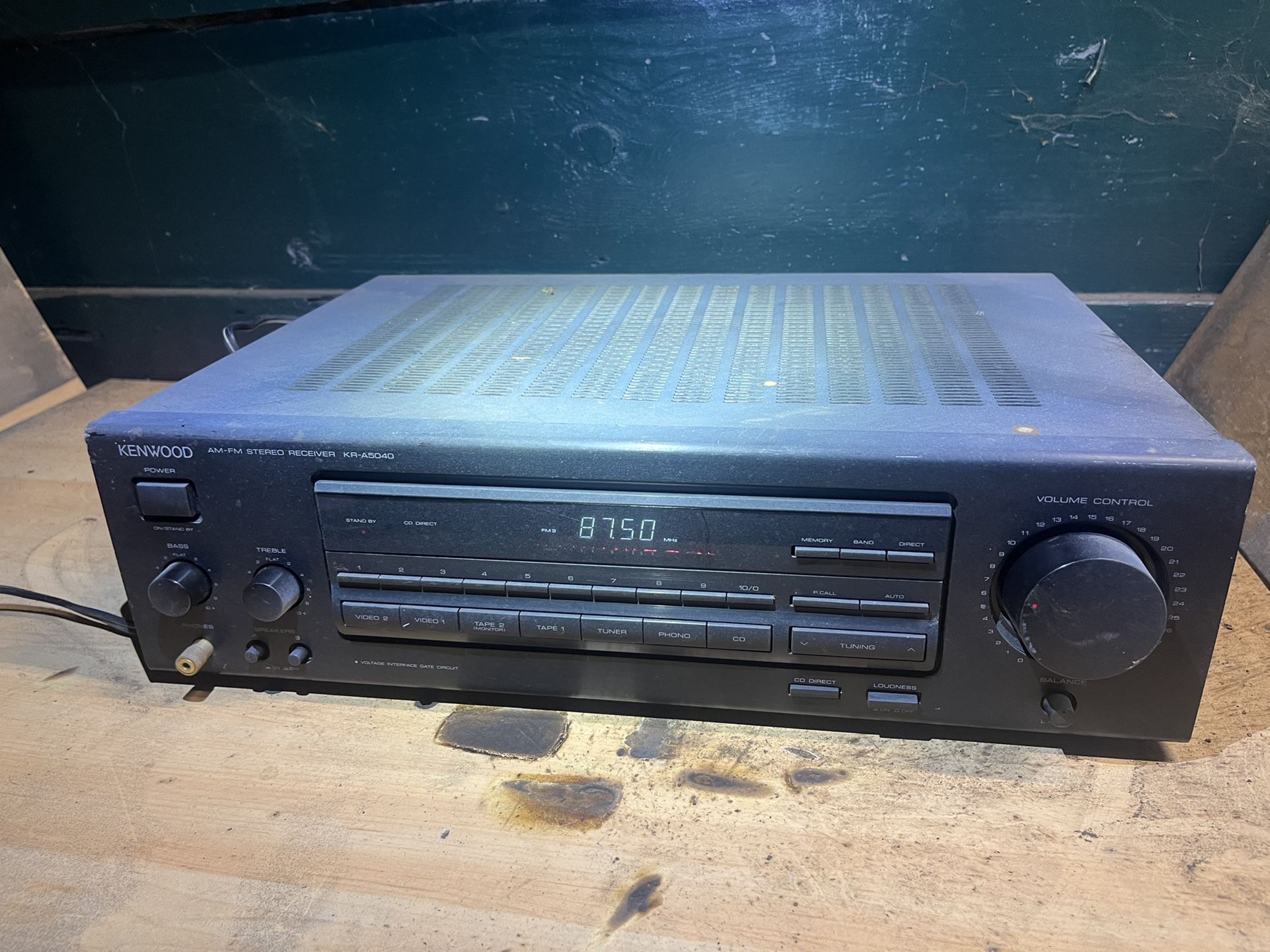 Kenwood KR-A5040 AM/FM Stereo receiver 