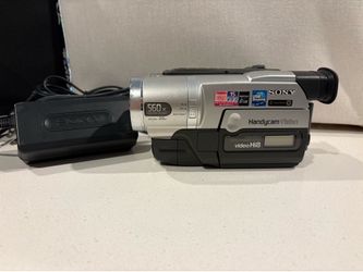Sony Handycam - CCD-TRV608