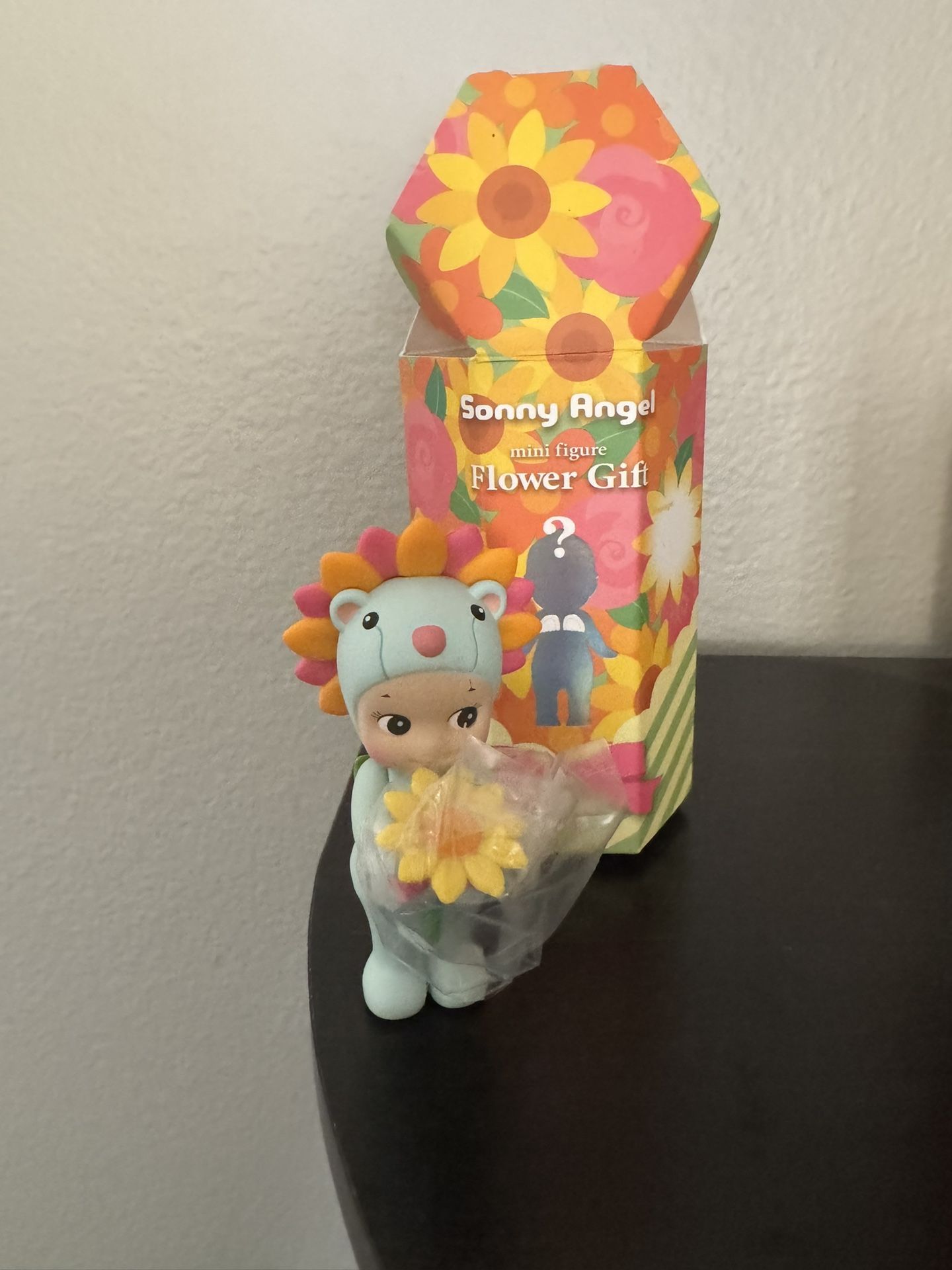 Sonny Angel Flower Gift