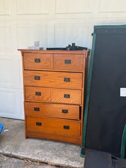 Chest of Drawers