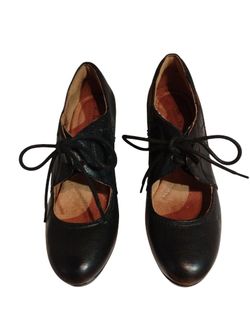 Clarks Women's Shoes