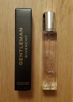 NEW IN BOX Givenchy Gentleman Eau De Parfum (EDP) Spray 12.5 mL / .42 fl oz