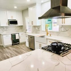 Solid Wood Kitchen cabinets