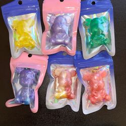 Keychains/ Purses & Backpacks