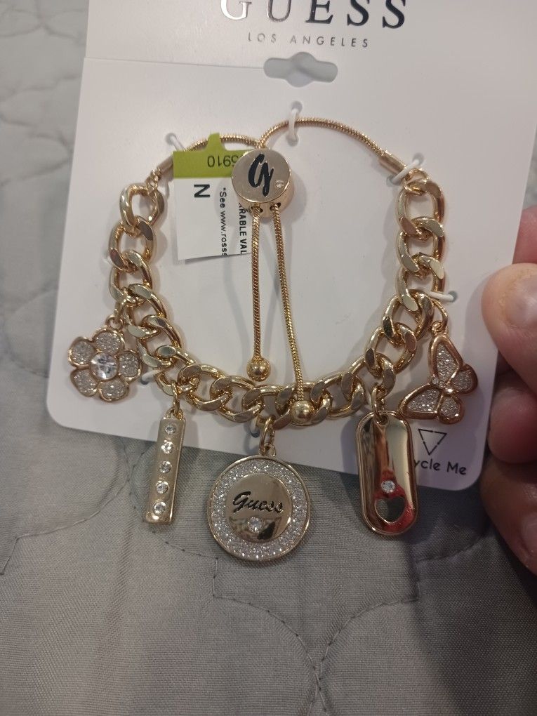 BRAND NEW GUESS LOS ANGELES BRACELET........πππ