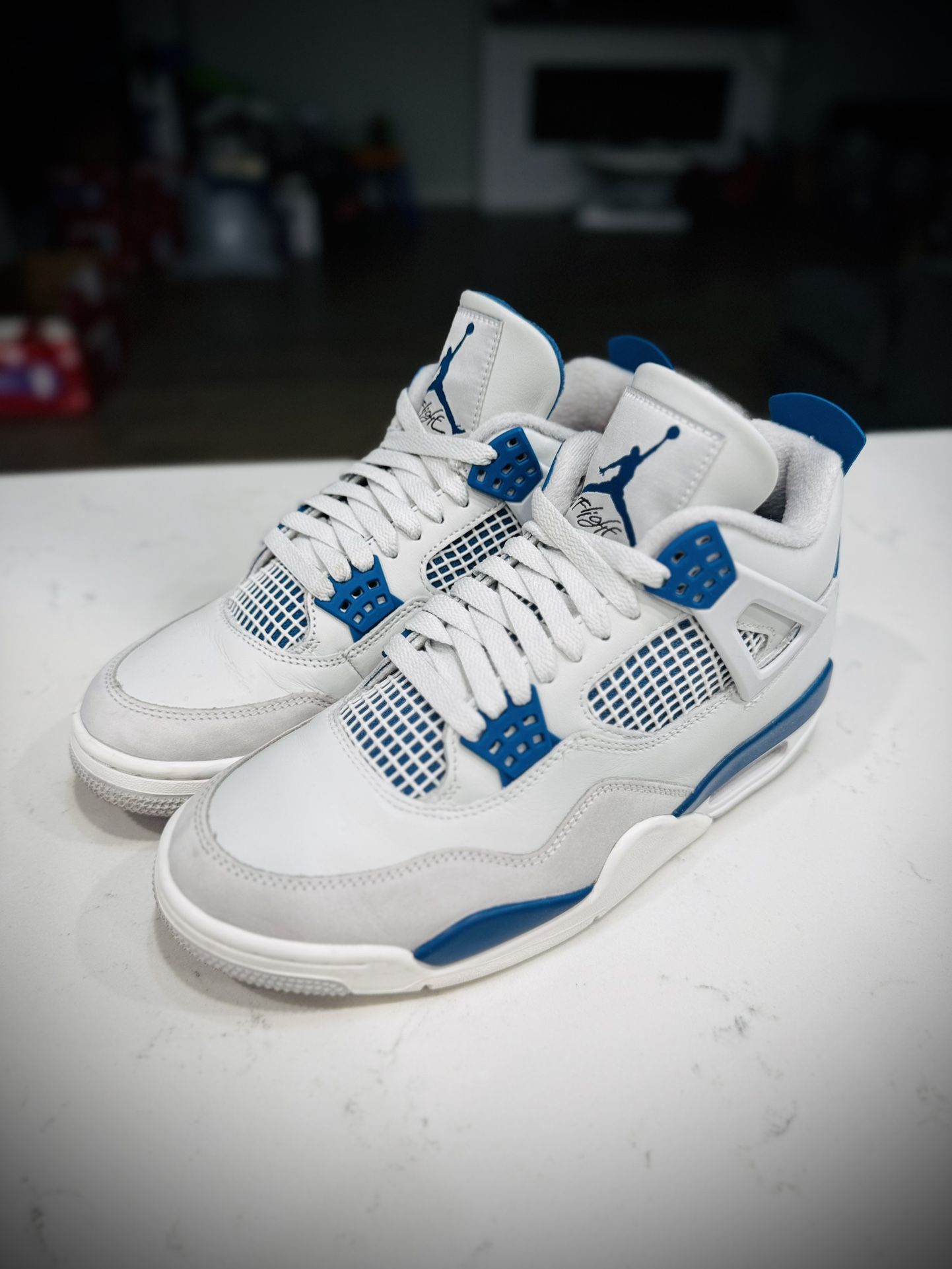 Air Jordan 4 Retro “Military Blue” Men’s Size 8 (used)