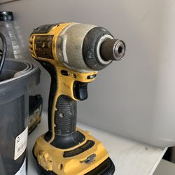 Dewalt 
