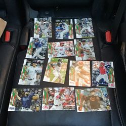 2019 Christmas Edition, Baseball Cards. CASH ONLY!!!