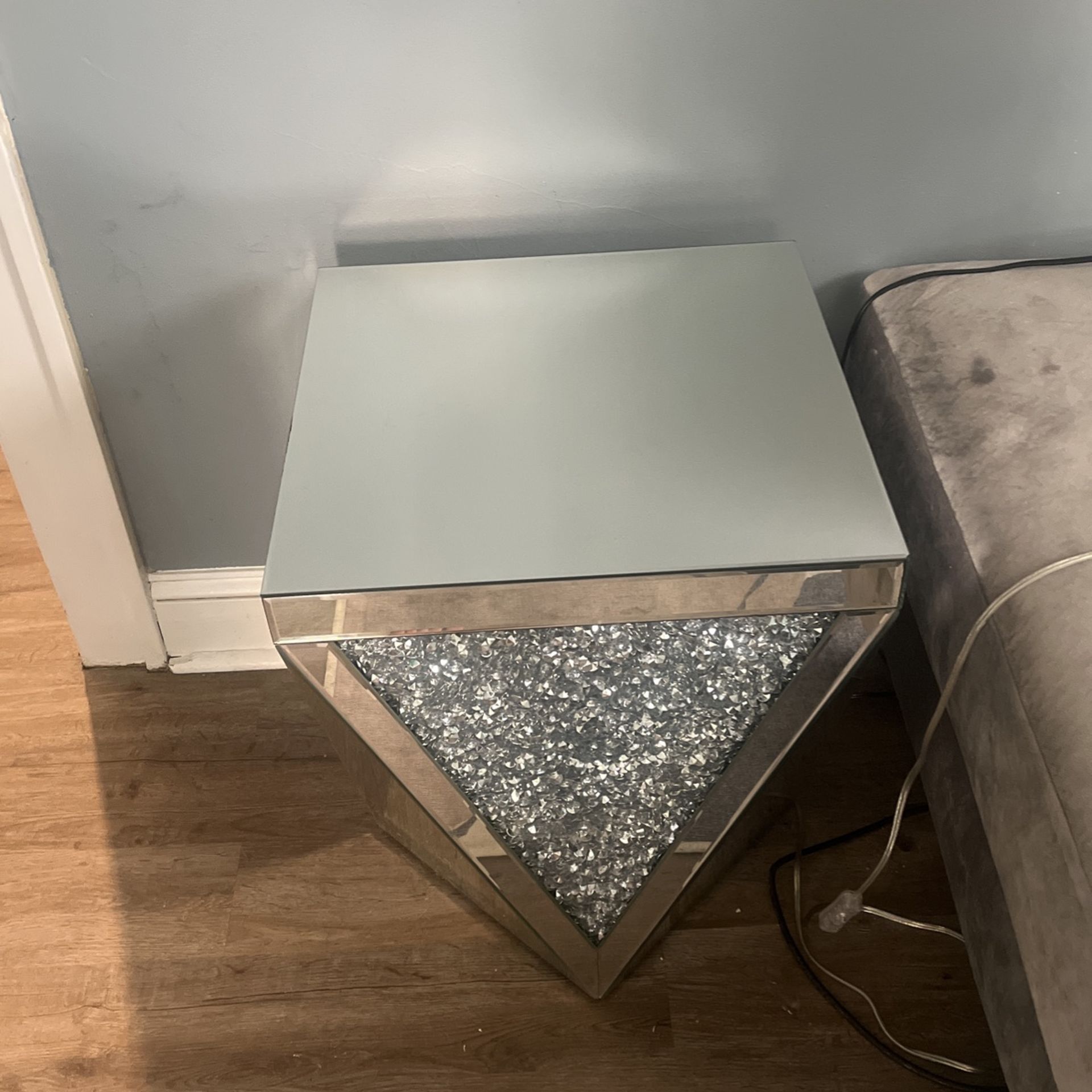 Pier One Living room Table And End Table. 