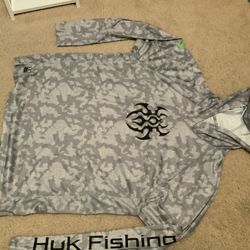 Huk Daiwa Fishing Sun Shirt