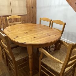 Pine Dining Table With 6 Chairs Plus Extra Leaf