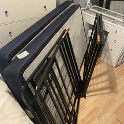 2Amazon Basics Foldable Metal Platform Bed Frames – Twin XL. and 2 wooden bases 37x5x79