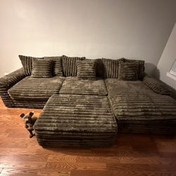 Bentley Plush Soft 6-Person U-Shaped Sectional Sofa with Chaise, Coffee