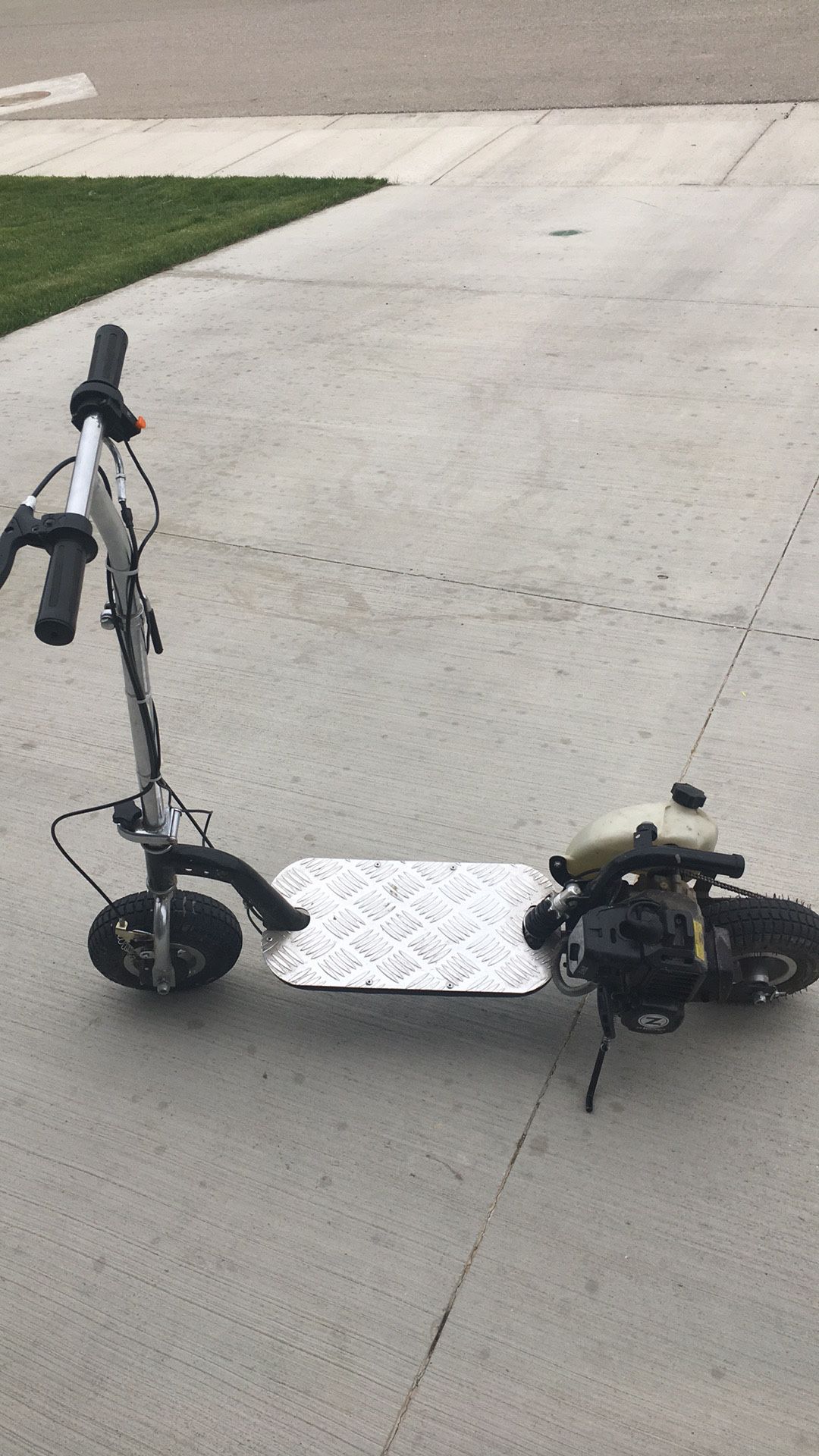 1999 Zooma scooter 33cc