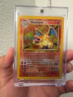 Charizard Holo Pokémon Card Base Set