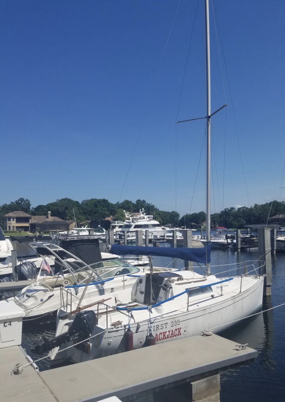 1988 Beneteau 235