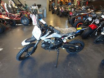 Db14 Semi Automatic 110cc DirtBike