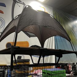 Brand new Elevated Outdoor Dog Bed with Canopy, Raised Removable Cover Cooling Dog Beds 