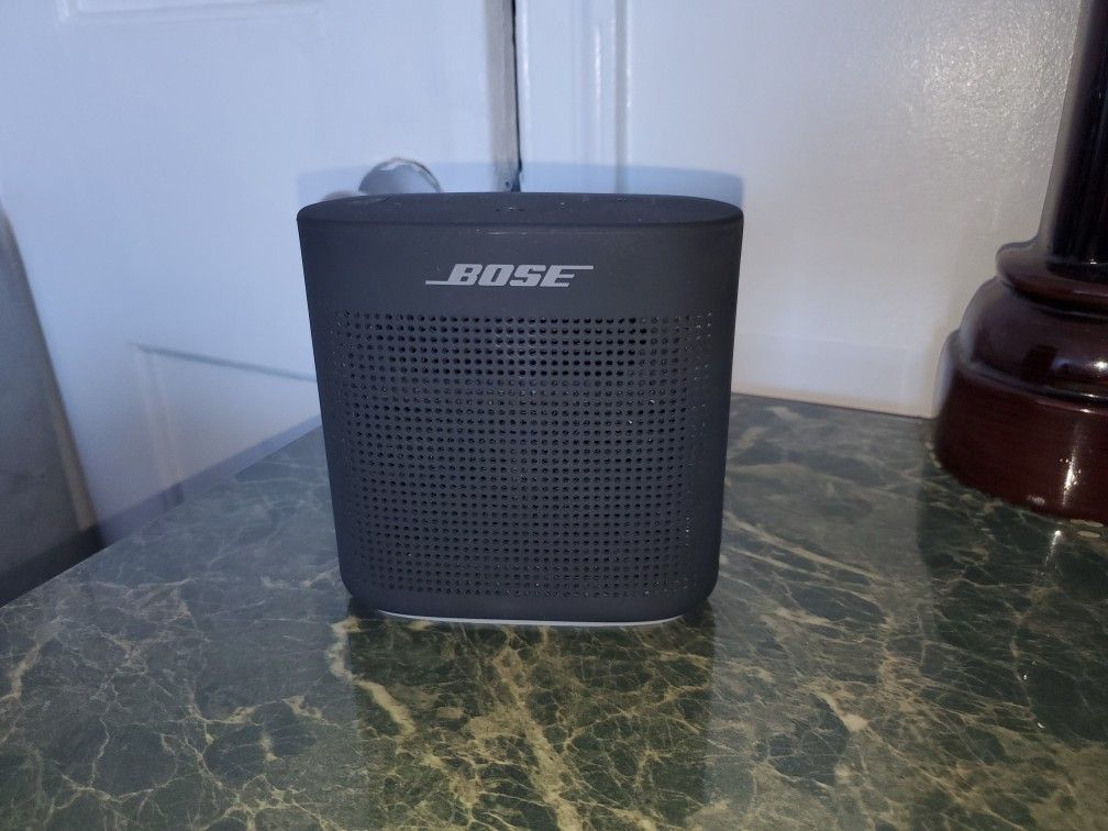 Bose SoundLink Color Bluetooth speaker II - Soft black