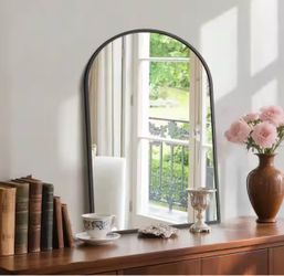 Arched Wall Mirror with Black Metal Frame