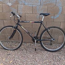 MOTIV STONE GRINDER MT BIKE