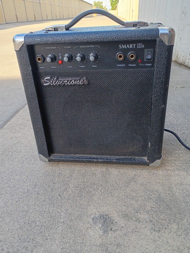 Guitar 🎸 Amplifier