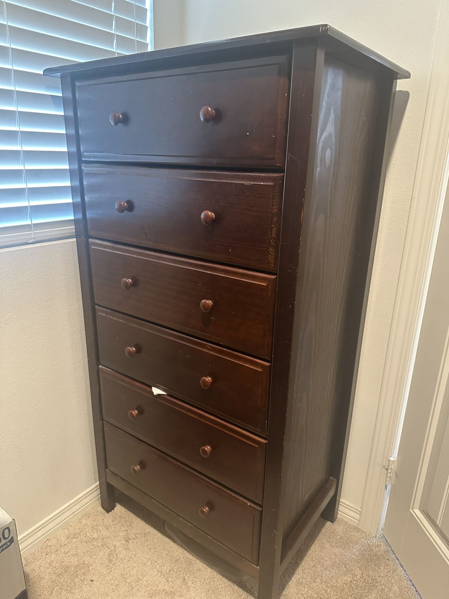 6 Drawer Dresser 