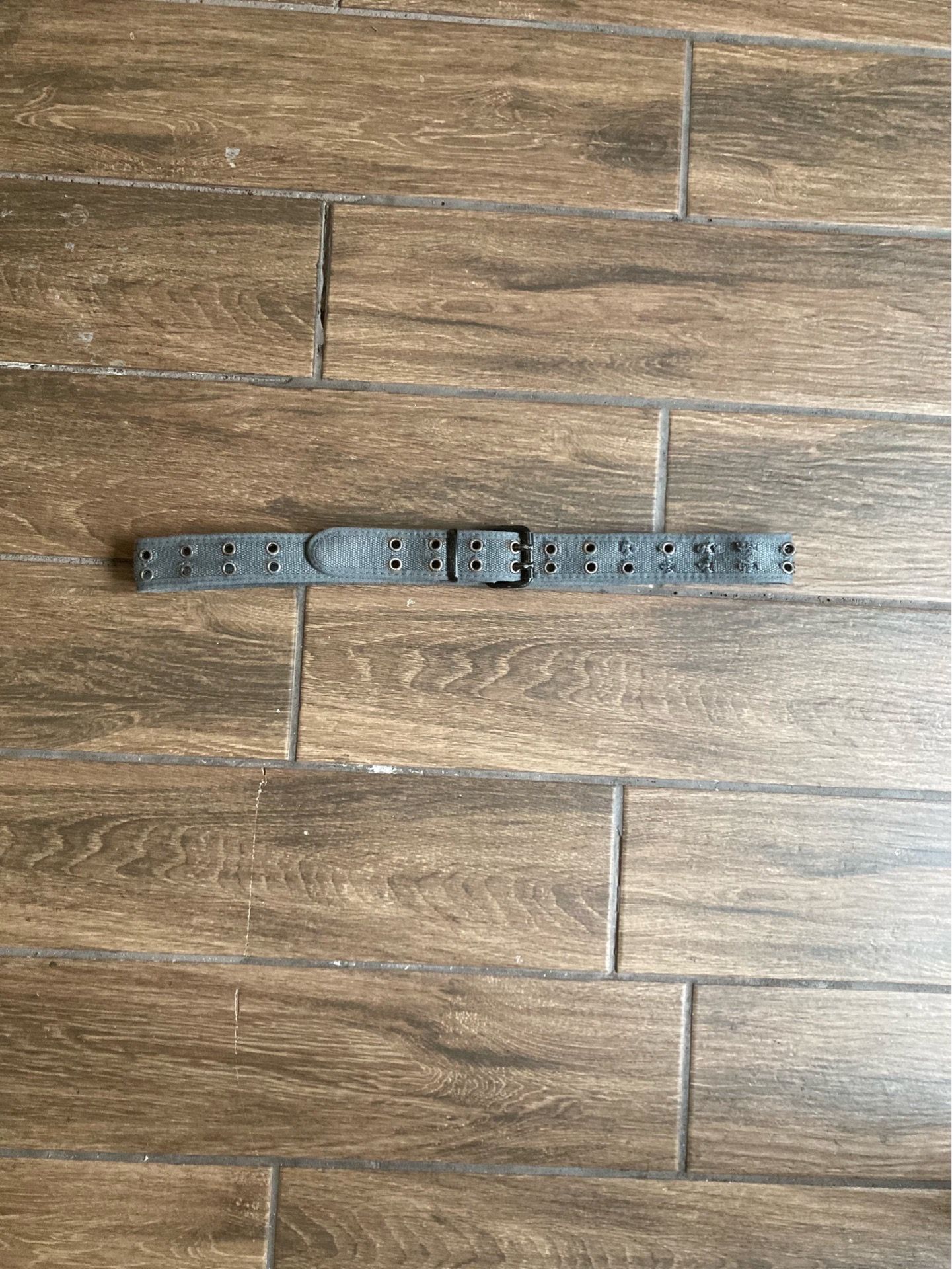 Double hole belt
