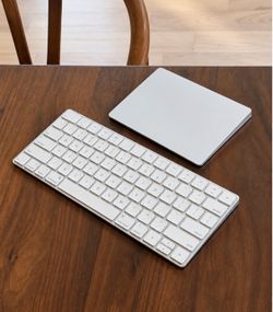 Apple Magic Keyboard & Magic Trackpad 2 Bundle