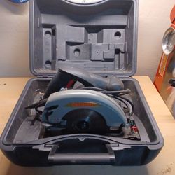 Craftsman Circular Saw with Case