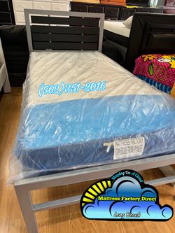 Twin bed set with mattress Colchon y tambor nuevo