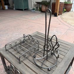 Paper Towel & Napkin Holders 