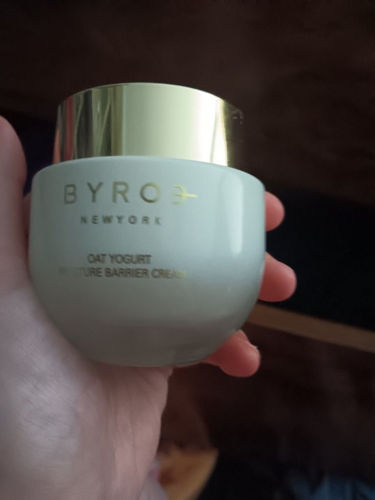 Byroe Oat Yogurt Moisture Barrier Cream – Luxury Skincare