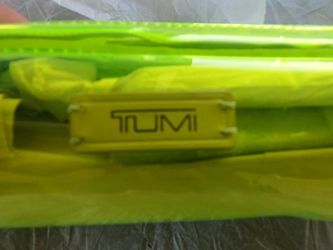 Tumi Accent Kit