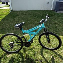 Selling a 24-inch wheel bicycle.