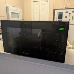 Magic Chef 1000W Microwave 