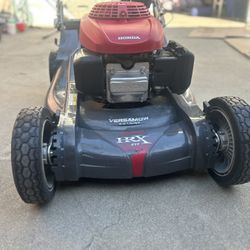 Self-Propelled Honda HrX Lawnmower 10 Hours Of Use Right Now Description