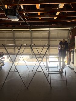 Clothing rack/mannequin/ Folding Table