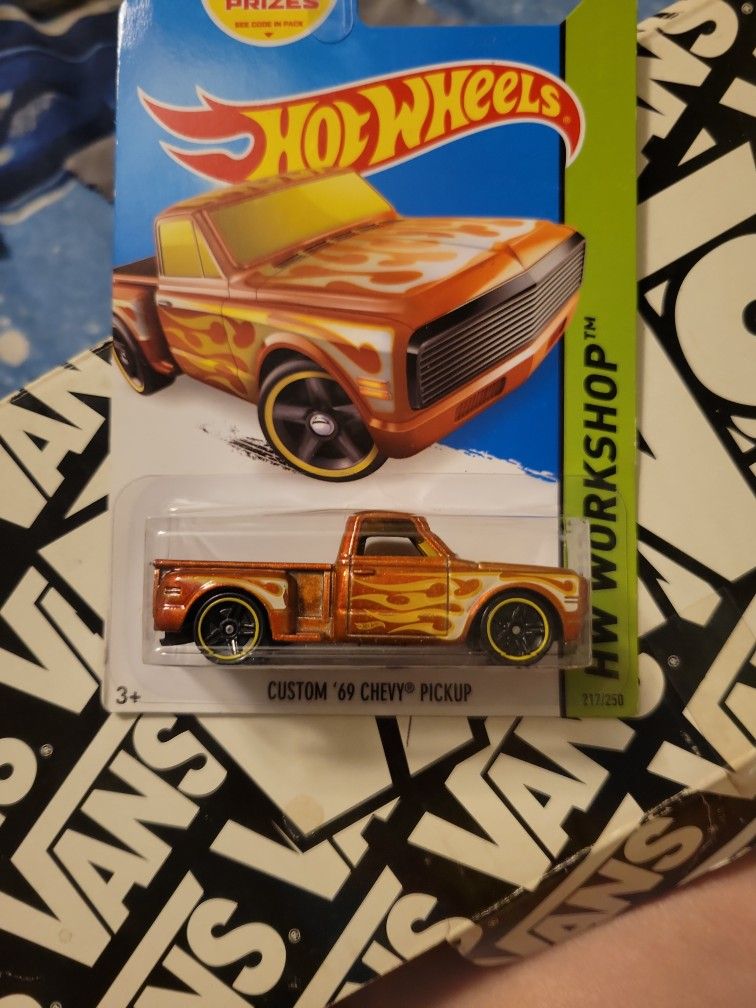 Hot Wheels Custom '69 Chevy Pickup