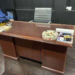 Office Desk. Real Oak , Glass Top 