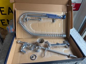 24 inch single basin sink with sprayer